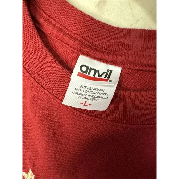 Vintage Embroidered Leavenworth WA Tshirt Anvil Tag EUC Sz L - Picture 3 of 4